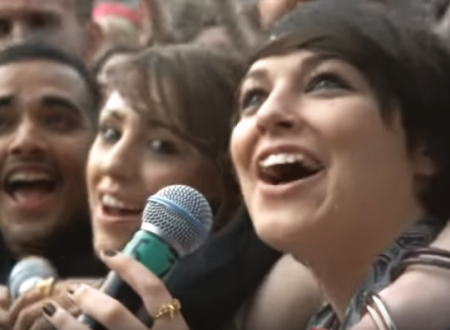 13500人でビートルズのヘイ・ジュードを歌う　ロンドン・トラファルガー広場