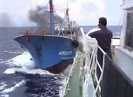 尖閣諸島問題、衝突の動画がYouTubeに公開され話題に。本物？偽物？