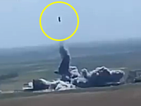 イスラム国の自爆攻撃用車両を爆破したら空高く飛んでったｗｗｗドーン動画。