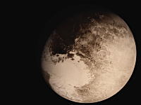 ナサナサ動画。探査機ニュー・ホライズンズが撮影した冥王星のリアルな姿。
