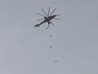 リアル戦争ビデオ。ヘリコプターから投下された爆弾が着弾するまで。Mi-24ハインド。