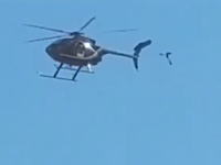 滑落して亡くなった山岳登山者の遺体の回収に向かっていたヘリコプターが墜落。その瞬間の映像。