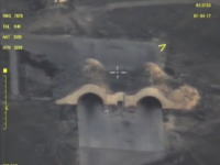 アメリカがトマホークで巡航爆したシリアの空軍基地をロシアが撮影して公開。