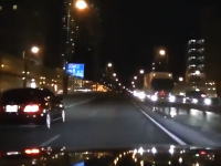 煽ってきた営業車を覆面パトカーの罠にかけるドライブレコーダー映像がイイネ多。