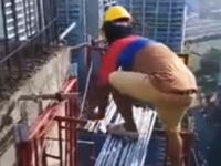 マレーシアの超高層ビル建設現場で働く職人たちの作業風景がガクブル(((ﾟДﾟ)))
