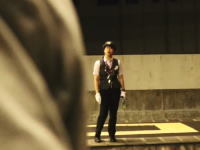 小田急大和駅で迷惑な撮り鉄たちにブチギレしている女性駅員さんの映像が話題に。
