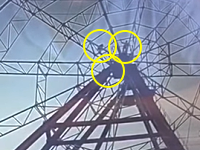 観覧車の支柱に登り「高所怖い動画」を撮影していた男がバランスを崩して落下してしまう。
