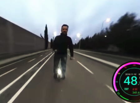 なんだよこの乗り物ｗｗｗ超速の立ち乗り一輪車でクラッシュする大痛い動画。