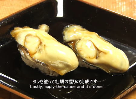 これは絶対にうまい。牡蠣が握りになるまでのお寿司屋さん動画。