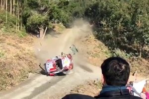 WRCチリで起きたティエリー・ヌービル（ヒュンダイ）の大クラッシュ映像が恐ろしい。