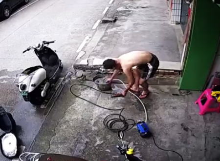 感電すると体がいうことを効かなくなる！？中国で撮影された漏電感電が怖い動画。
