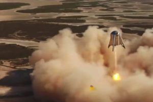 【宇宙】スペースXが火星飛行に向けた宇宙船試験機スターホッパーのテスト飛行を成功させる。