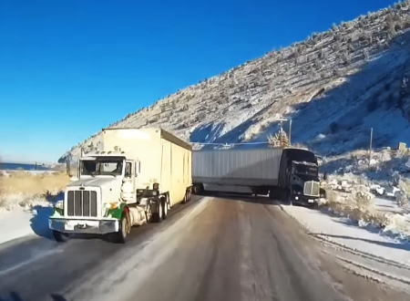 凍結路は危険がいっぱいすぎる動画がオレゴン州で撮影されるｗｗｗファック何回言うのｗｗｗ