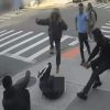 怖すぎだろ・・・ニューヨークで１５歳の少女が２０人近くの男子に蹴られ意識不明に。靴とiPhoneを盗まれる