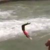 【衝撃】「Tiktokの動画用に川に飛び込むから撮影頼む！」→岩に顔面から飛び込み死亡する映像