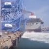 韓国、釜山の港にコンテナ船が巨大クレーンに突っ込む　クレーンが崩壊する映像が凄まじい