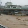 【熊本豪雨】熊本県八代市、坂本村役場前の映像がヤバい　濁流に飲まれほぼ水没している・・・
