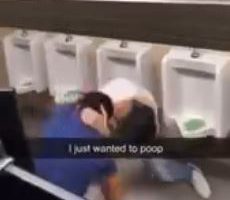 トイレで学生同士の喧嘩が勃発　しかし、後半まさかの面白ムービーになってしまうｗｗｗ
