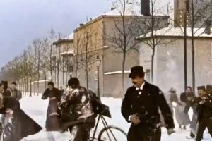 1896年にオッサンたちが雪合戦している映像がワロタｗｗｗ