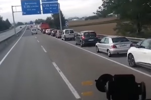 【動画】これはひどい。大渋滞のその先にあったものとは・・・。