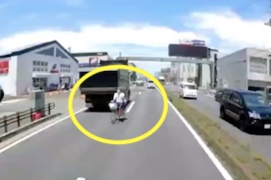 【埼玉】自殺？日光街道でヤバい自転車乗りが撮影される。