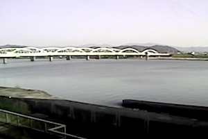 【断水】和歌山の六十谷水管橋が崩落する瞬間を捉えた映像が公開される。
