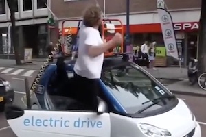 【天才】電気自動車をさらに進化させた男の動画が笑うｗｗｗｗｗ