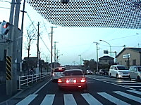 DQN改造車の当て逃げ動画がアップされる。横浜市瀬谷区下瀬谷1丁目32-8