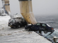 富山で中古車を満載してロシアに向かっていた貨物船が嵐に見舞われて悲惨な事に。