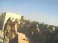 攻撃こそ最大の防御。イラクの最前線の砦で戦う海兵隊たちのムービー。