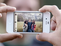 アップルiPhone4sを発表。紹介動画。日本ではauとSoftBankから14日に発売