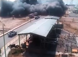 メキシコで起きたパイプライン施設爆発事故の瞬間の映像がヤバすぎる(@_@;)