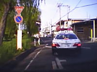 これは珍しい車載映像。埼玉県でパトカーが事故を起こす瞬間を捉えた！