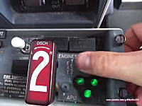 ボーイング737の起動手順を撮影したコクピット映像。イミフだけどカッコイイ。