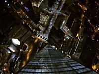 マジキチ。夜中のワールドトレードセンター（新）からベースジャンプしてみた動画。