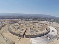 でかっ！Appleの新社屋「Apple Campus 2」の建設現場を空撮したビデオ。