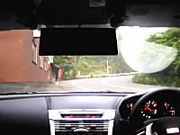 明らかにスピード違反。日本の峠道アタックでスピードメーターを映しちゃった走り屋。
