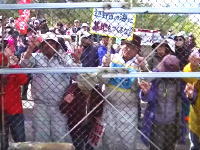 辺野古キャンプシュワブ前で抗議する沖縄人を内側から撮影したビデオがコワイ(°_°)