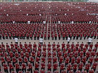 学生多すぎワロタ。中国最大の武術学校による生徒36000人のパフォーマンス。