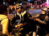 大阪で警官に集団で暴行を加える若者たちの映像が投稿される。イレブンスリー