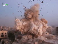 高画質な映像で見る「目の前に爆弾が落ちてくる瞬間」空爆される町シリアで撮影された衝撃映像。