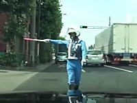 警察動画で有名なKさん。白バイの停止命令から逃亡して殴られる（笑）いいのかこれｗ