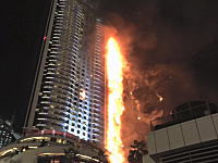 ドバイの超高層ビルで発生した火事の映像がヤバすぎる(°_°)