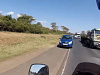 ライダーにとって危険極まりない国。それがケニア。交通マナー悪すぎワロタｗｗｗ
