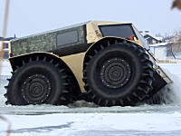 ロシアが作った巨大なチョロQのような全地形対応車「SHERP」のビデオ。