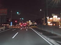 この運転は酷すぎるドラレコ。愛知県東海市で撮影された無茶なUターン野郎。