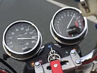 またYouTubeから逮捕者が出る予感。館山自動車道でゼファー400最高速チャレンジ