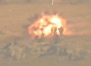 シリア衝撃映像。生身の人間に対戦車誘導ミサイルが撃ち込まれる瞬間。