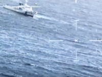 尖閣沖で沈没した中国船の船員を助ける海上保安庁の映像がキタヨー。
