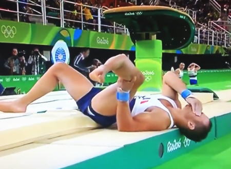 リオ五輪で放送事故。体操跳馬でフランスの選手が左足をうわああああ(@_@;)
